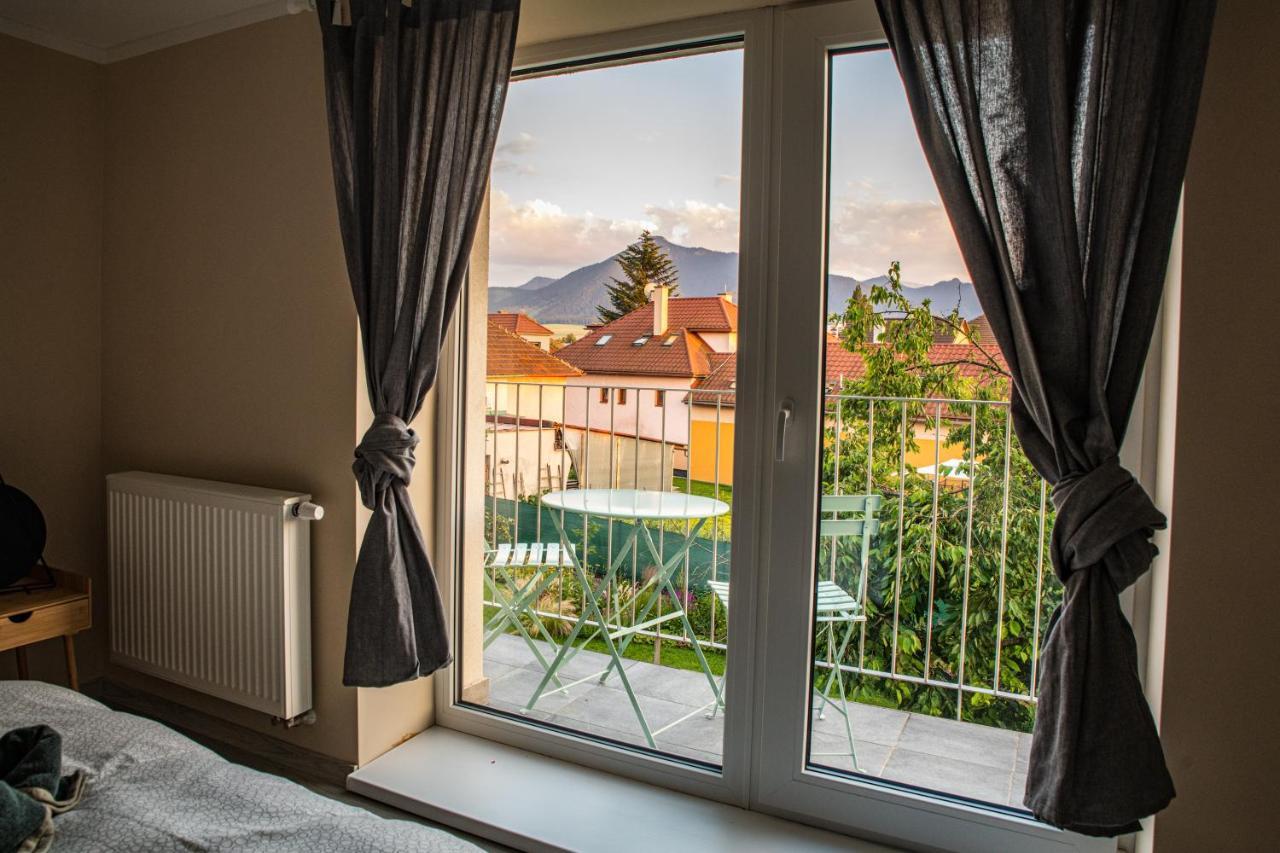 ホテル K-House Liptovský Mikuláš エクステリア 写真